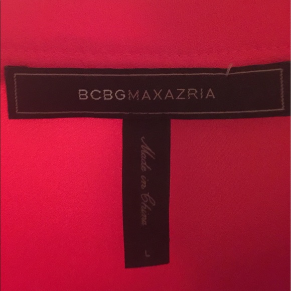 BCBG red shift dress with front zip and tab sleeve - Picture 2 of 4